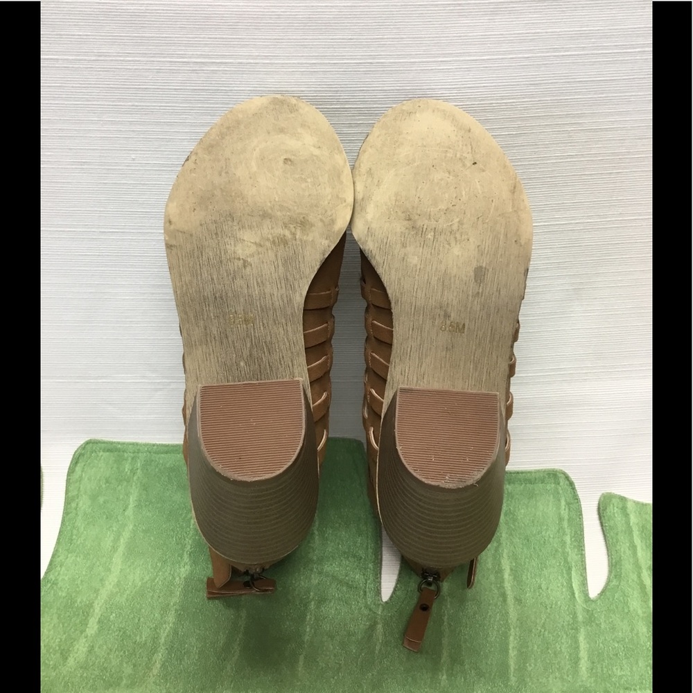 Guess Nude Color Suede Ankle Boots - Picture 7 of 7